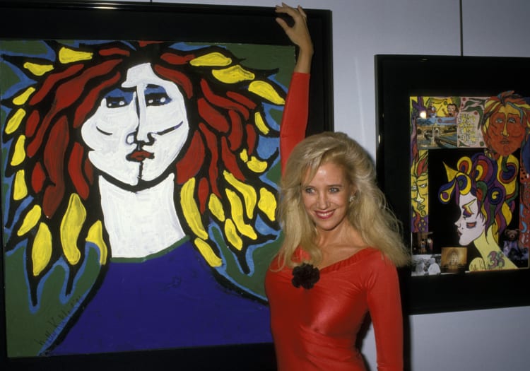 NEWS UPDATE - Sally Kirkland, Oscar-Nominated Actress Enters Hospice at 84